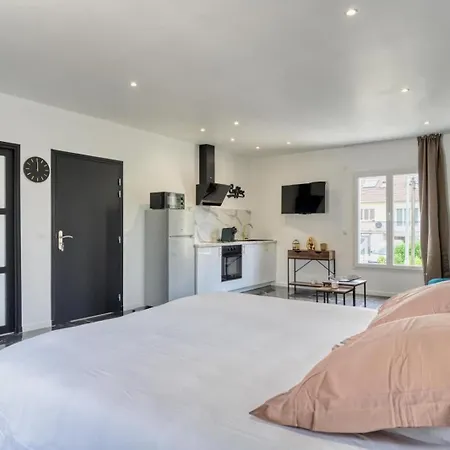 Apartment 1